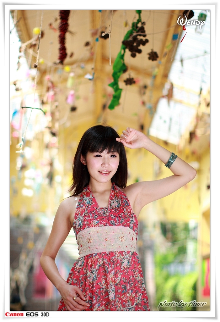 台湾清纯美女-Wendy-清華大學外拍