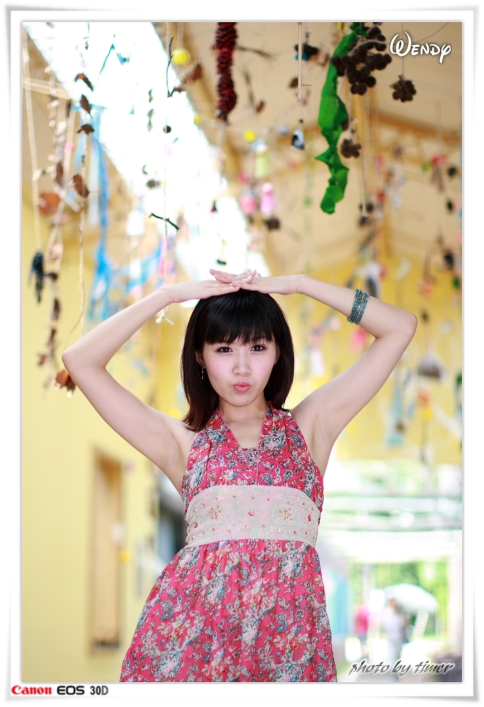 台湾清纯美女-Wendy-清華大學外拍
