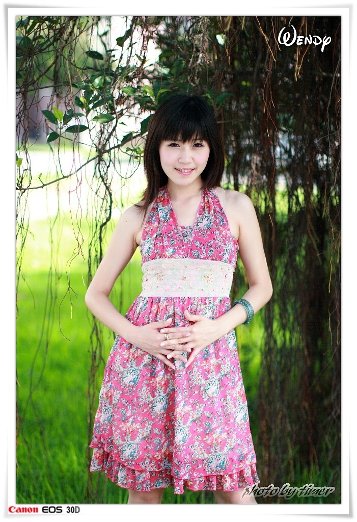 台湾清纯美女-Wendy-清華大學外拍