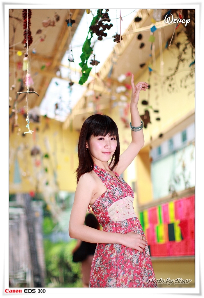 台湾清纯美女-Wendy-清華大學外拍