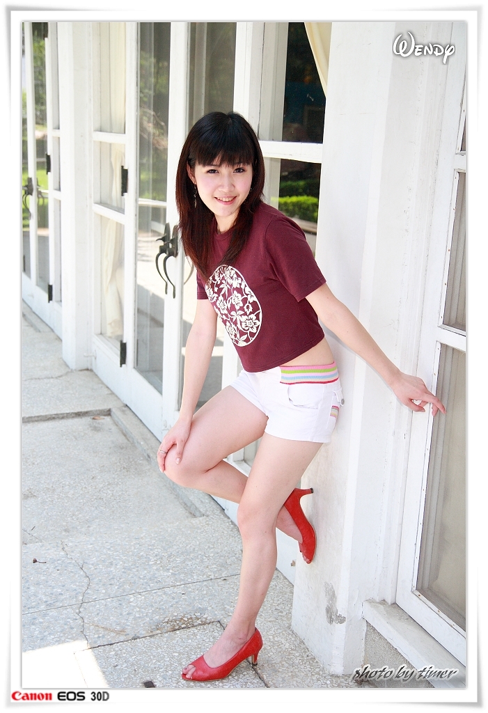 台湾清纯美女-Wendy-清華大學外拍