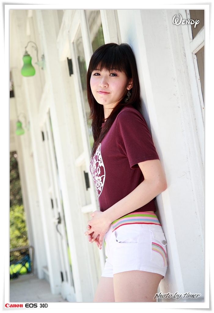 台湾清纯美女-Wendy-清華大學外拍