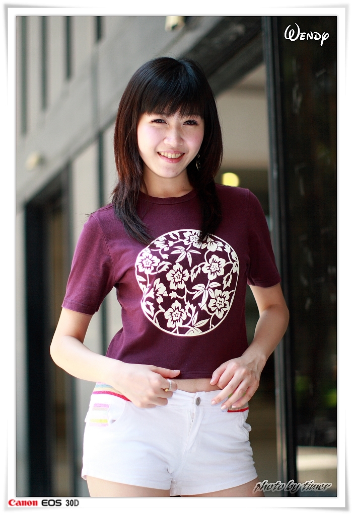 台湾清纯美女-Wendy-清華大學外拍