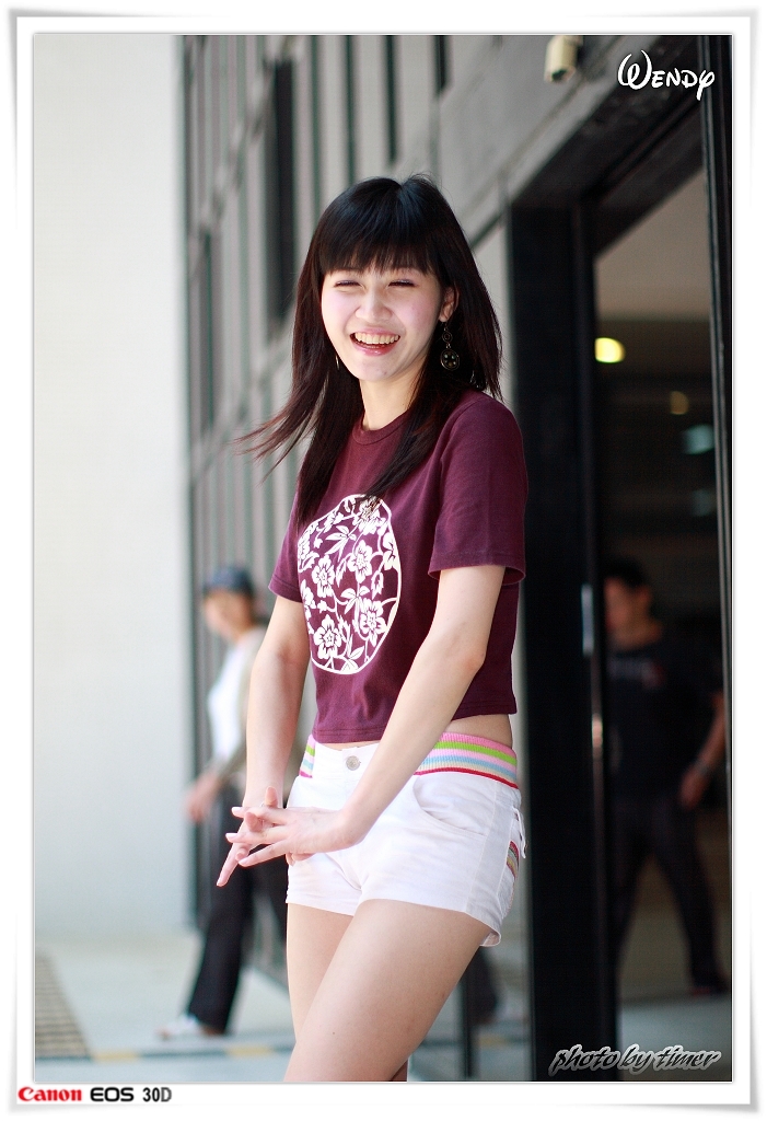 台湾清纯美女-Wendy-清華大學外拍