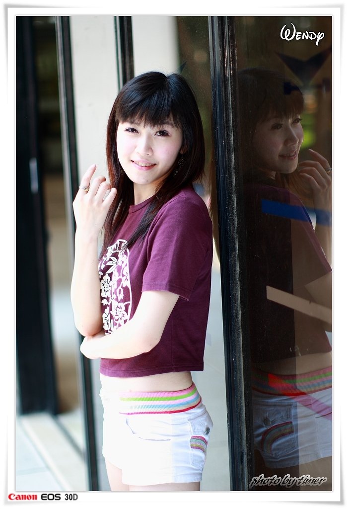 台湾清纯美女-Wendy-清華大學外拍