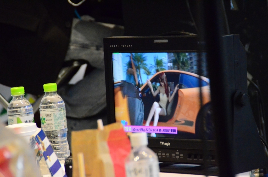 台湾清纯美女-ASHELY外拍