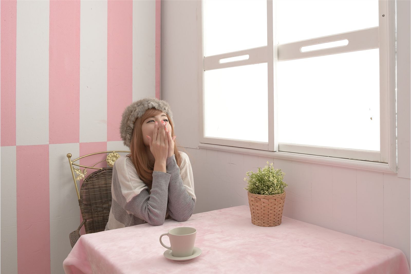 台湾清纯美女-鲔鱼+蔡小潔室拍写真