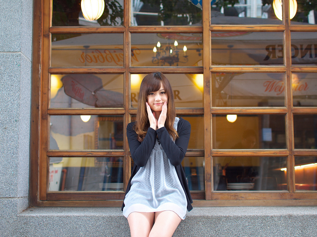 台湾助理主持 - 村村003 Yvonne