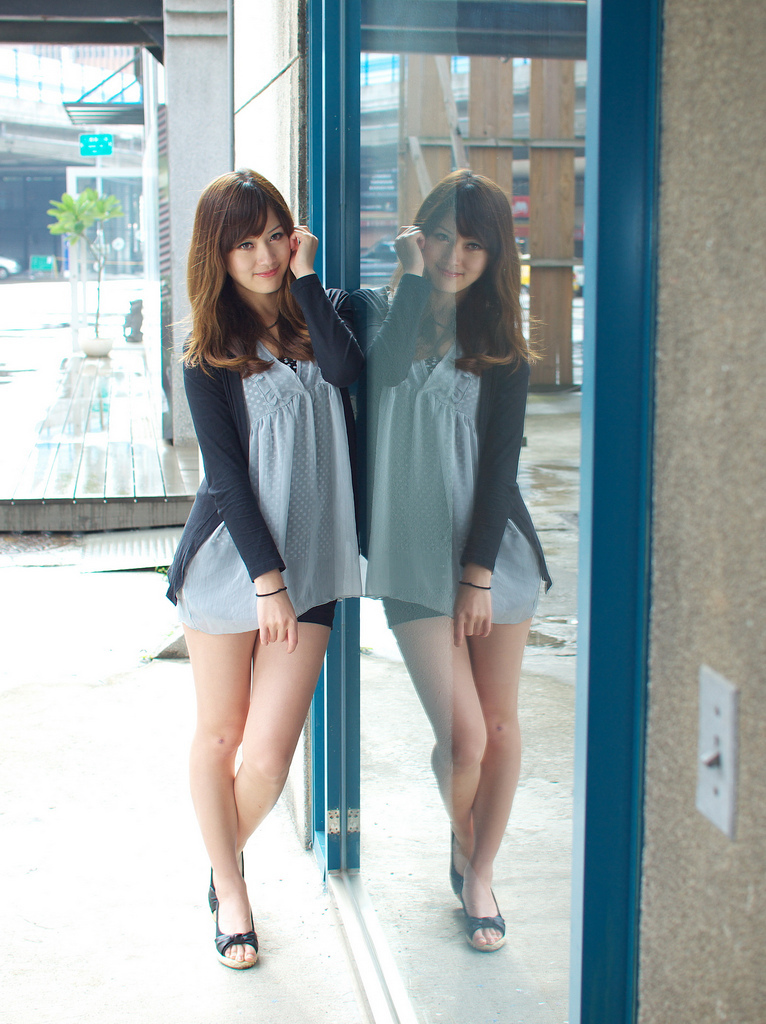 台湾助理主持 - 村村003 Yvonne