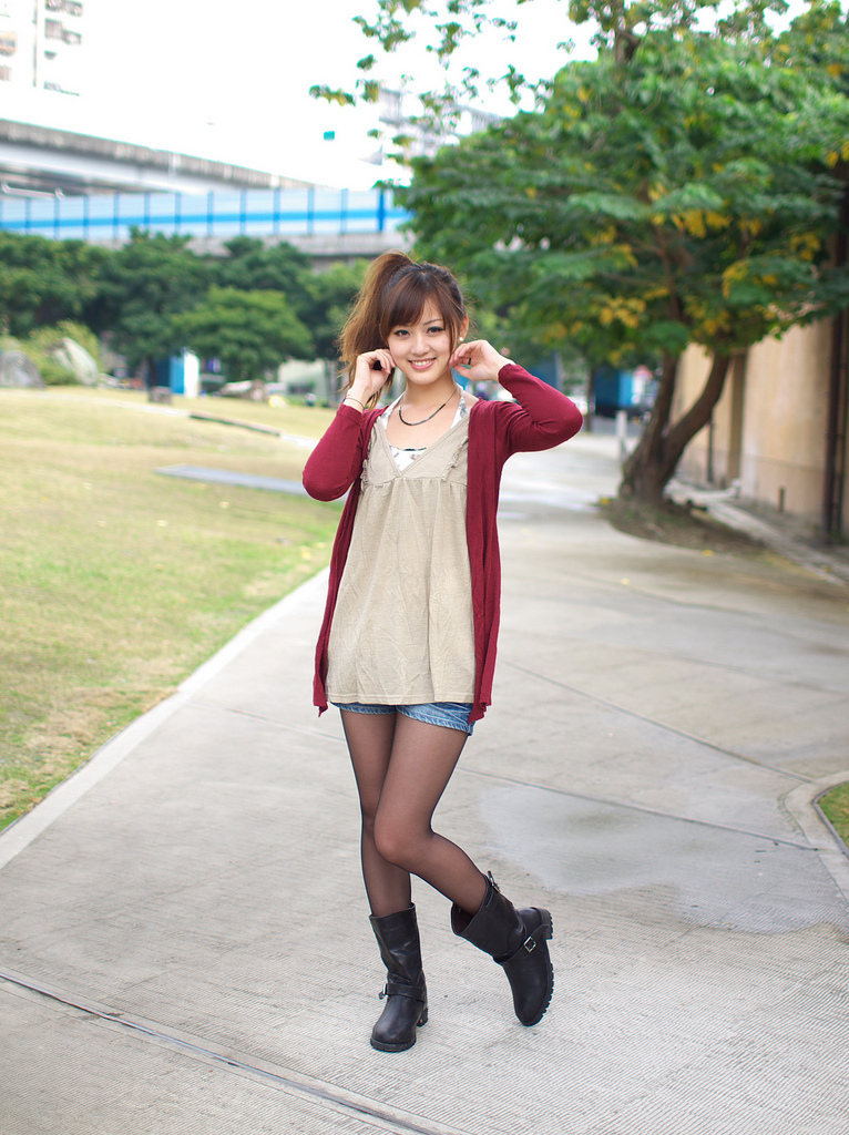 台湾助理主持 - 村村003 Yvonne