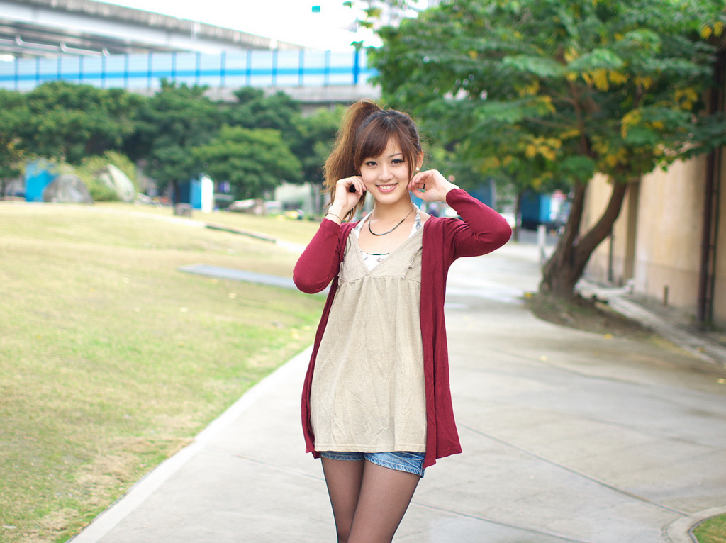 台湾助理主持 - 村村003 Yvonne