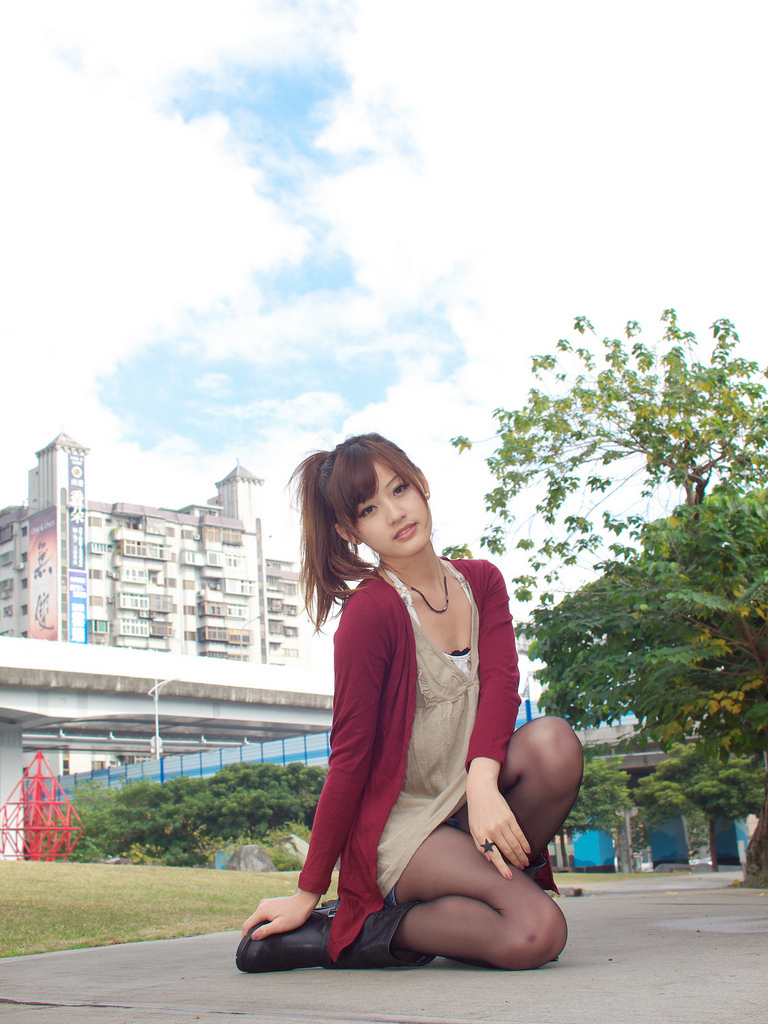 台湾助理主持 - 村村003 Yvonne