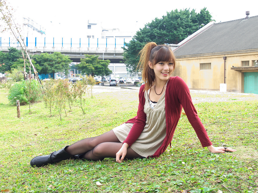 台湾助理主持 - 村村003 Yvonne