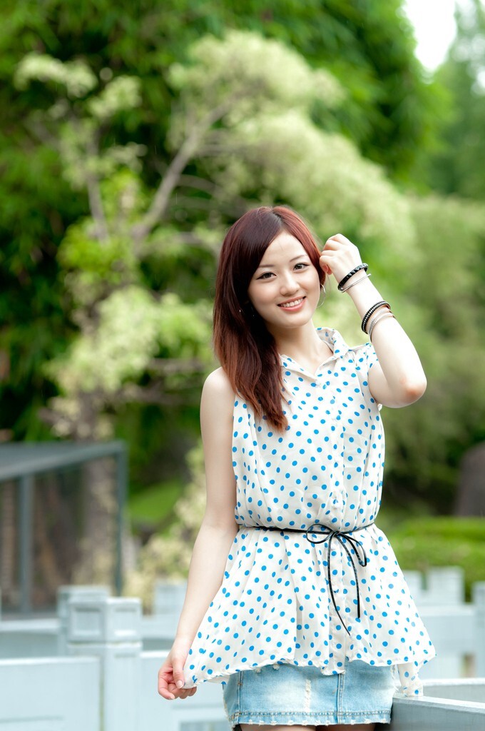 台湾助理主持 - 村村003 Yvonne