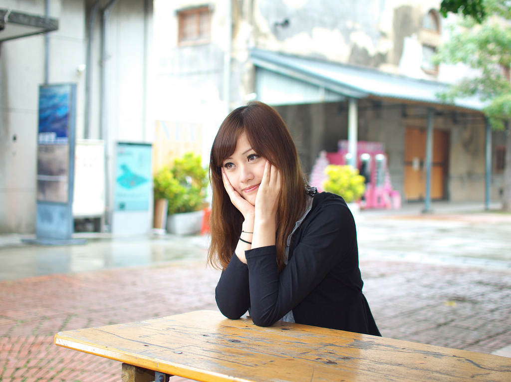 台湾助理主持 - 村村003 Yvonne