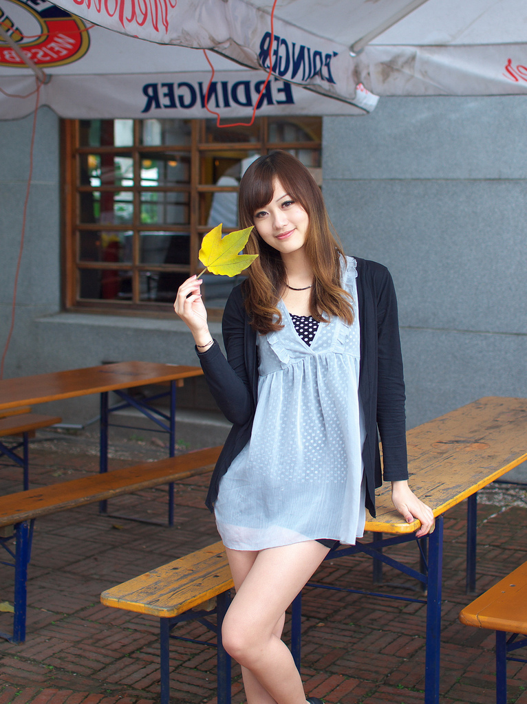 台湾助理主持 - 村村003 Yvonne