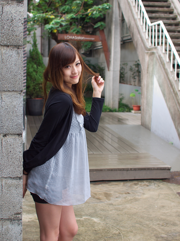 台湾助理主持 - 村村003 Yvonne