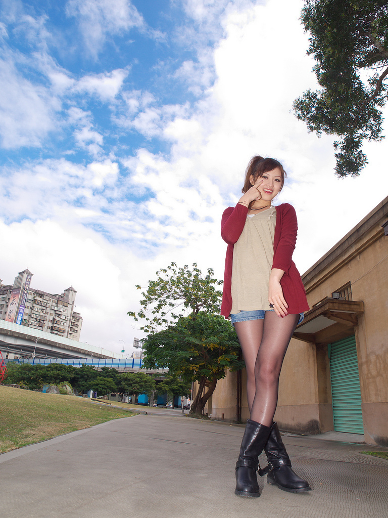 台湾助理主持 - 村村003 Yvonne