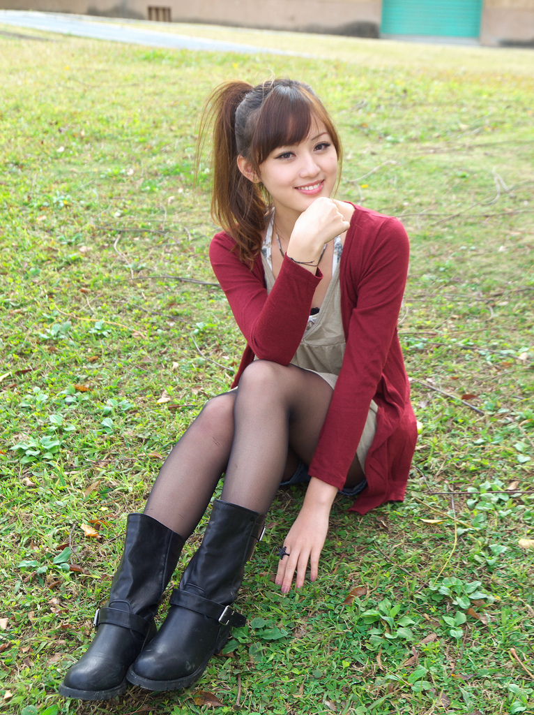 台湾助理主持 - 村村003 Yvonne