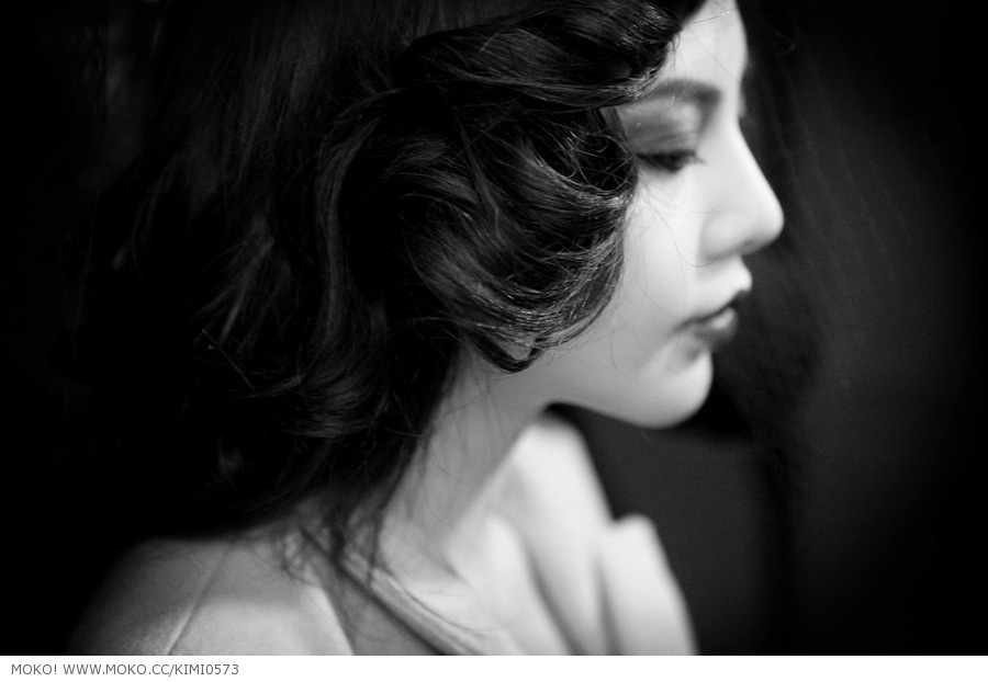 美胸女王冯雨芝性感艺术照