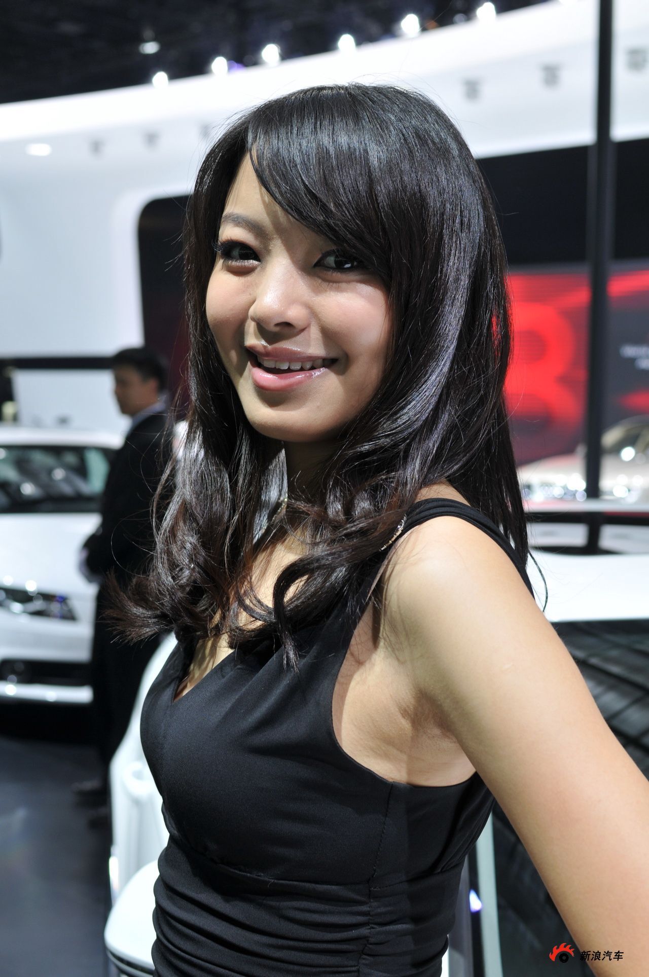 2010北京车展奥迪展台华贵美女