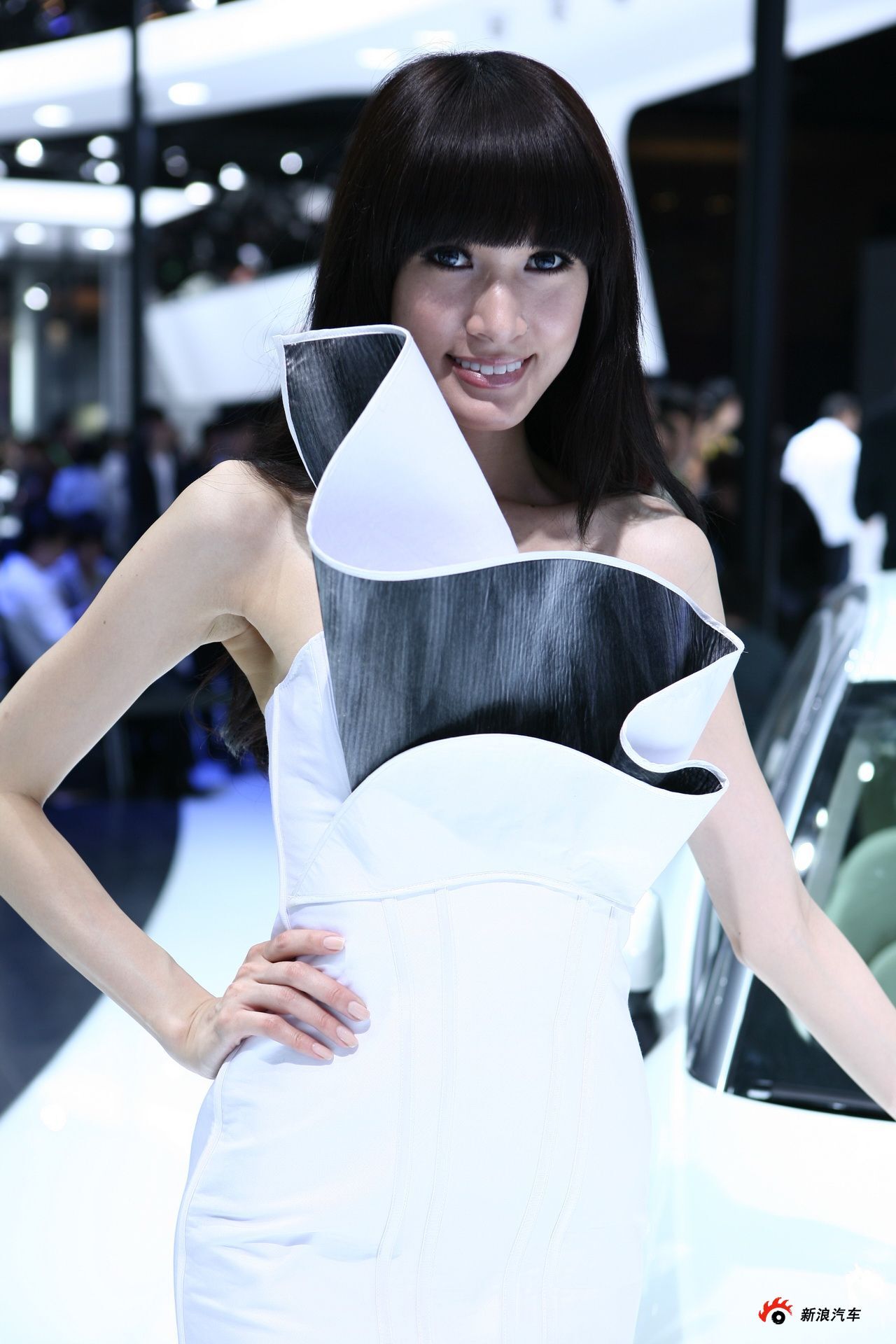 2010北京车展奥迪展台华贵美女