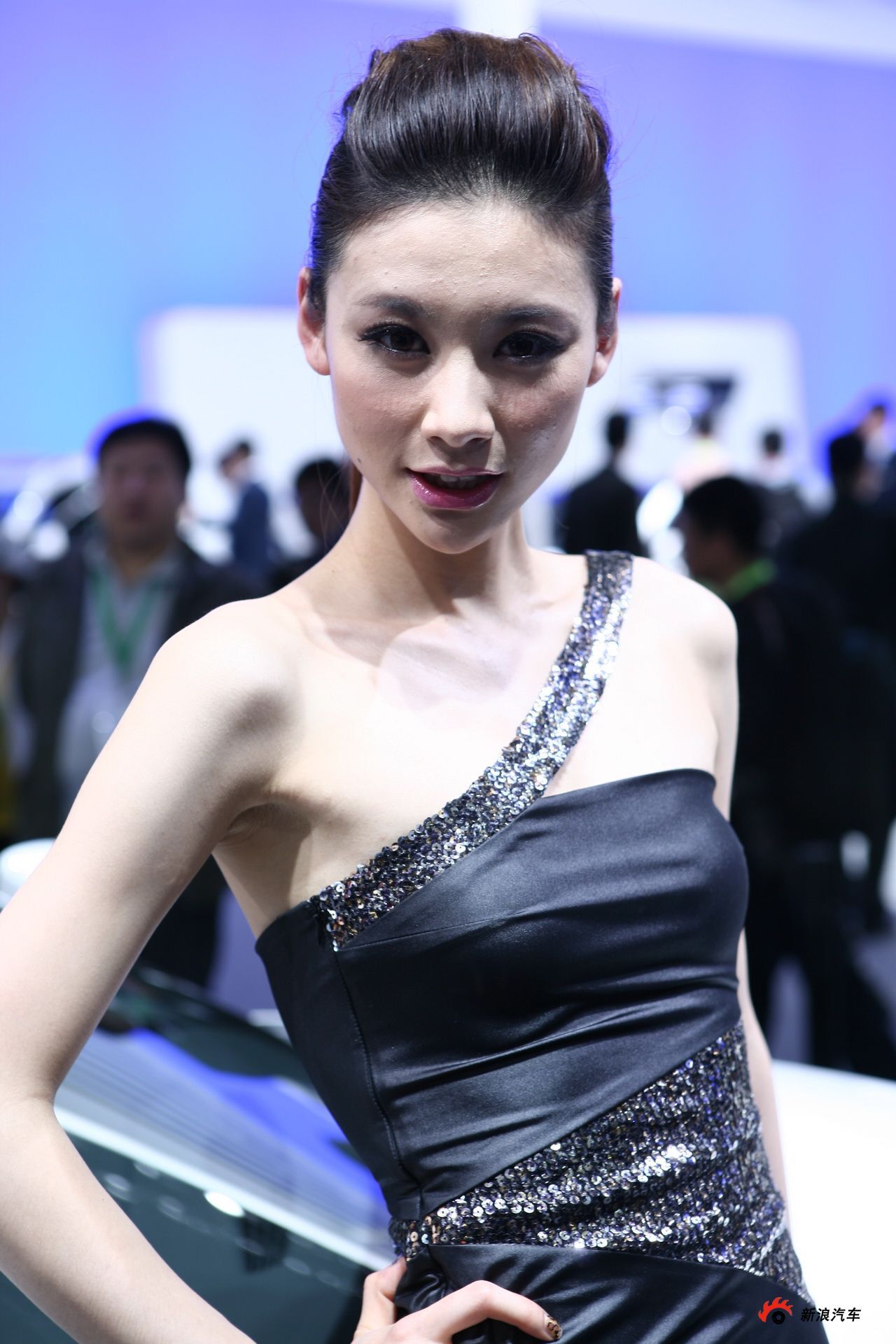 2010北京车展奥迪展台华贵美女