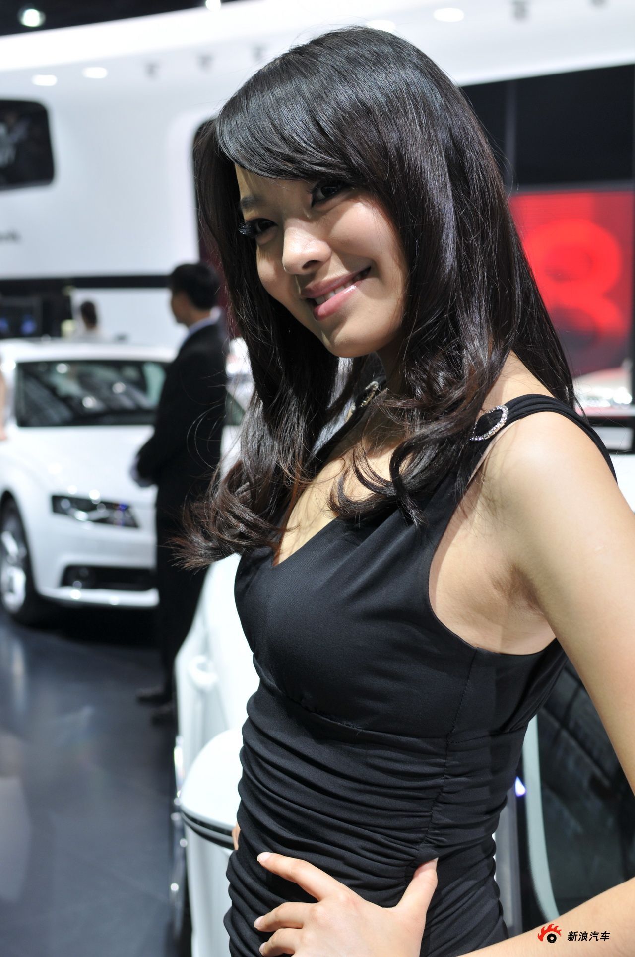 2010北京车展奥迪展台华贵美女
