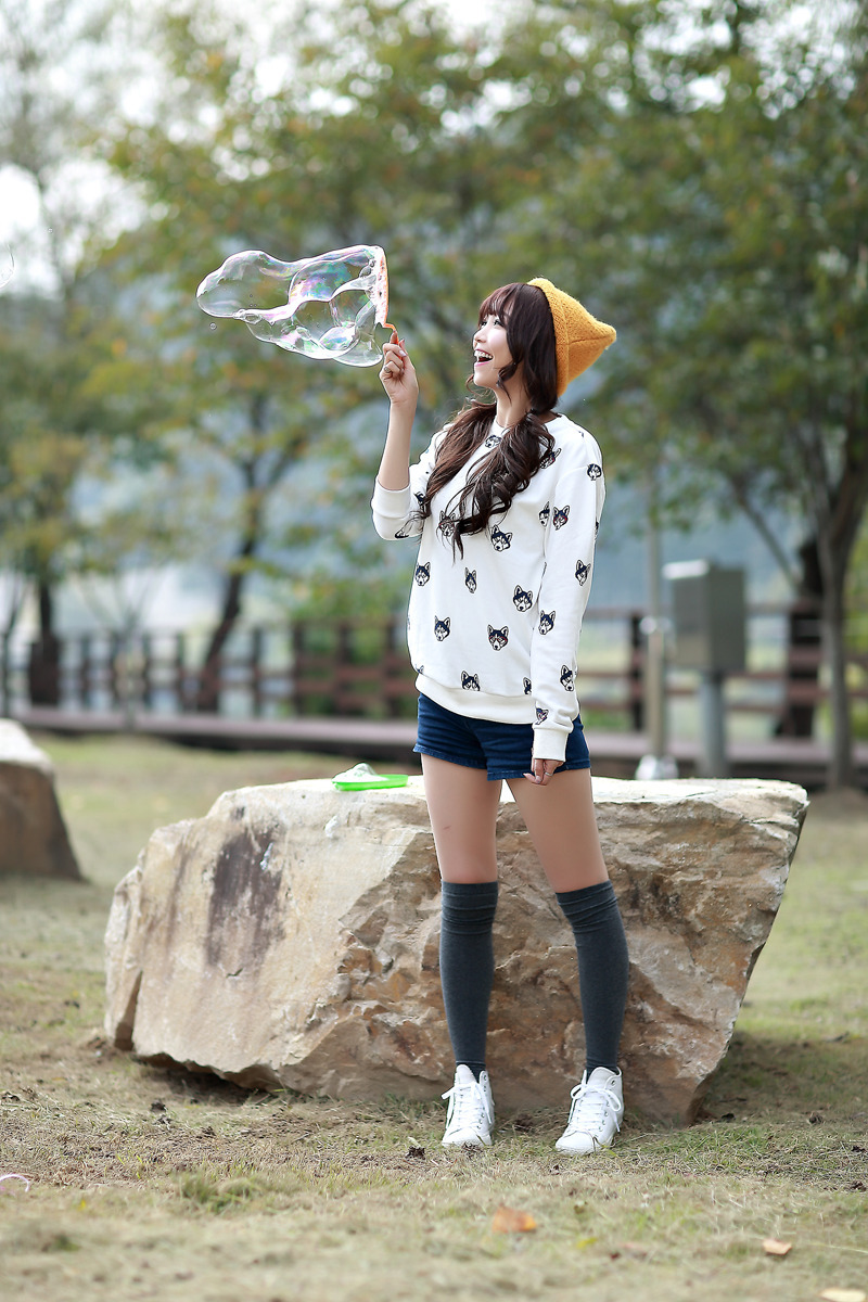 韩国车模女神李恩慧写真