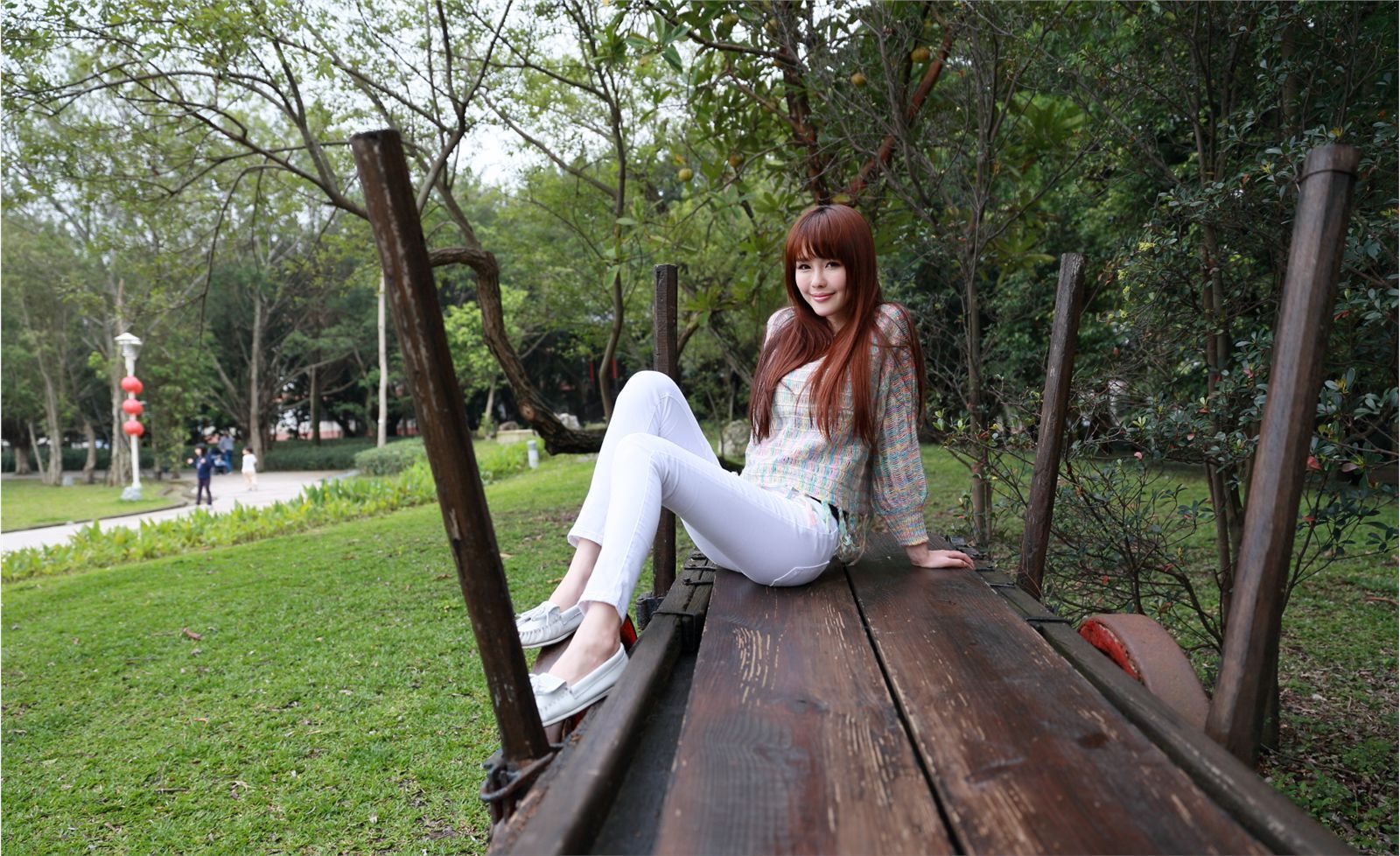 台湾清纯美女-NAOMI+蜜兒外拍