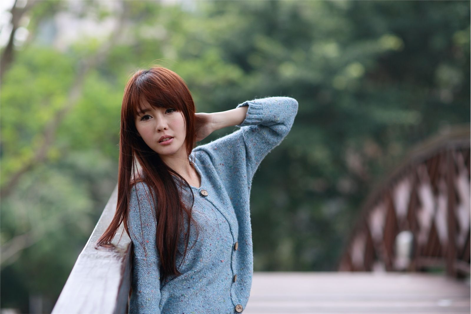 台湾清纯美女-NAOMI+蜜兒外拍