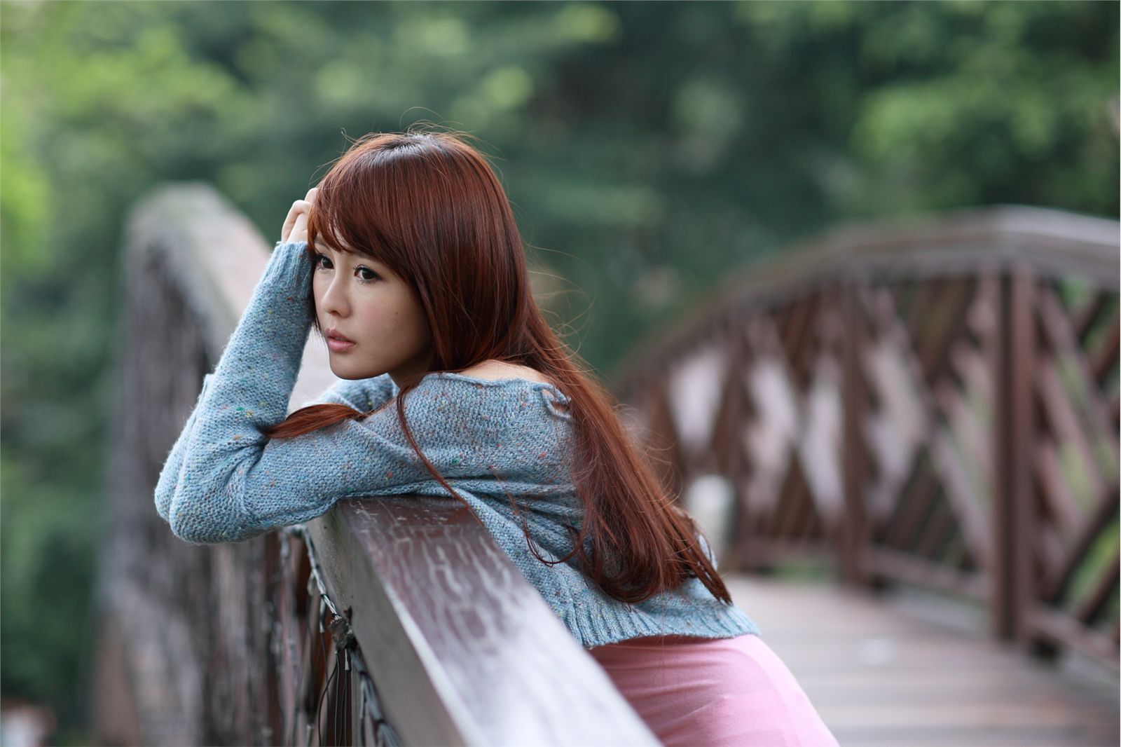 台湾清纯美女-NAOMI+蜜兒外拍