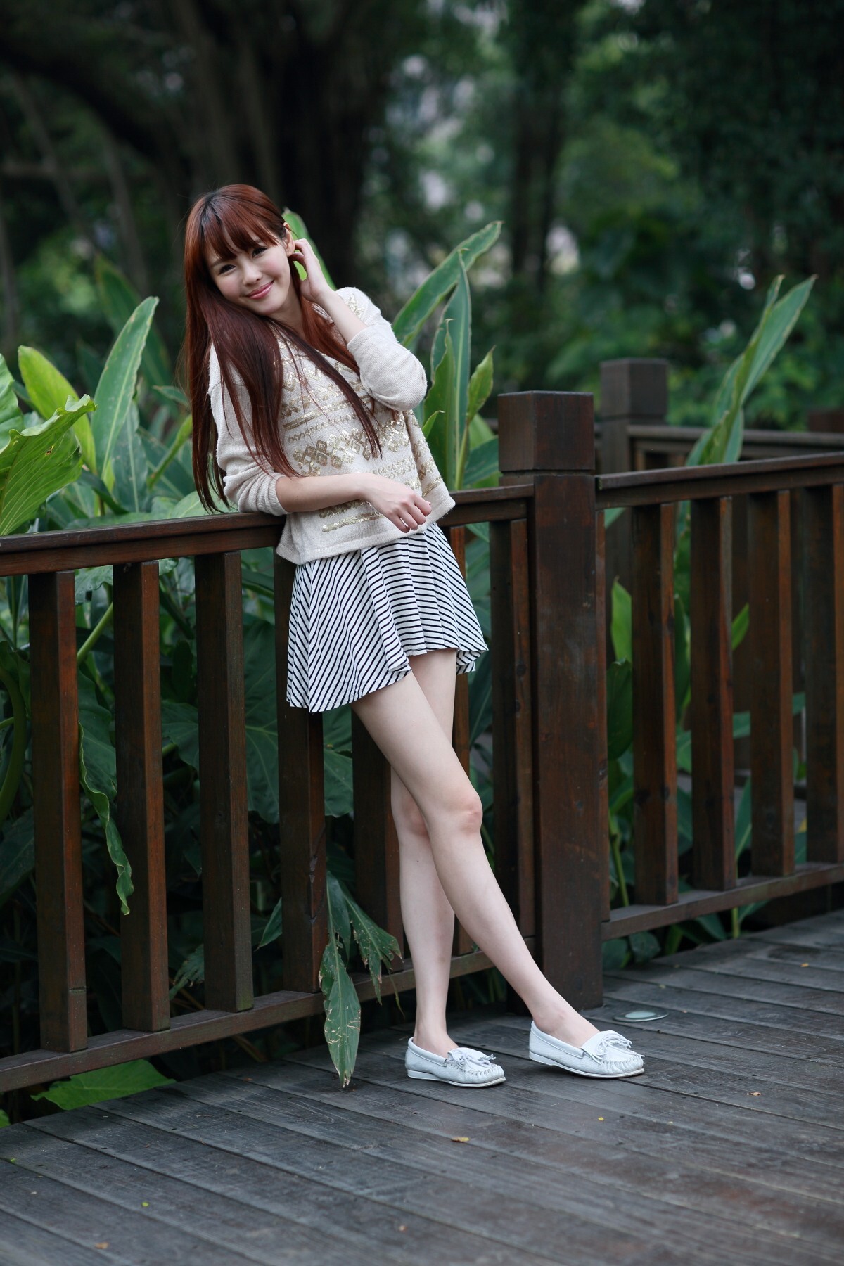 台湾清纯美女-NAOMI+蜜兒外拍