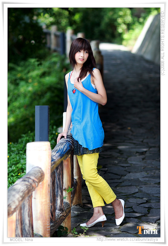 台湾清纯美女-Nina@兒童育樂中心外拍