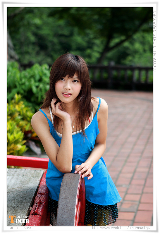 台湾清纯美女-Nina@兒童育樂中心外拍