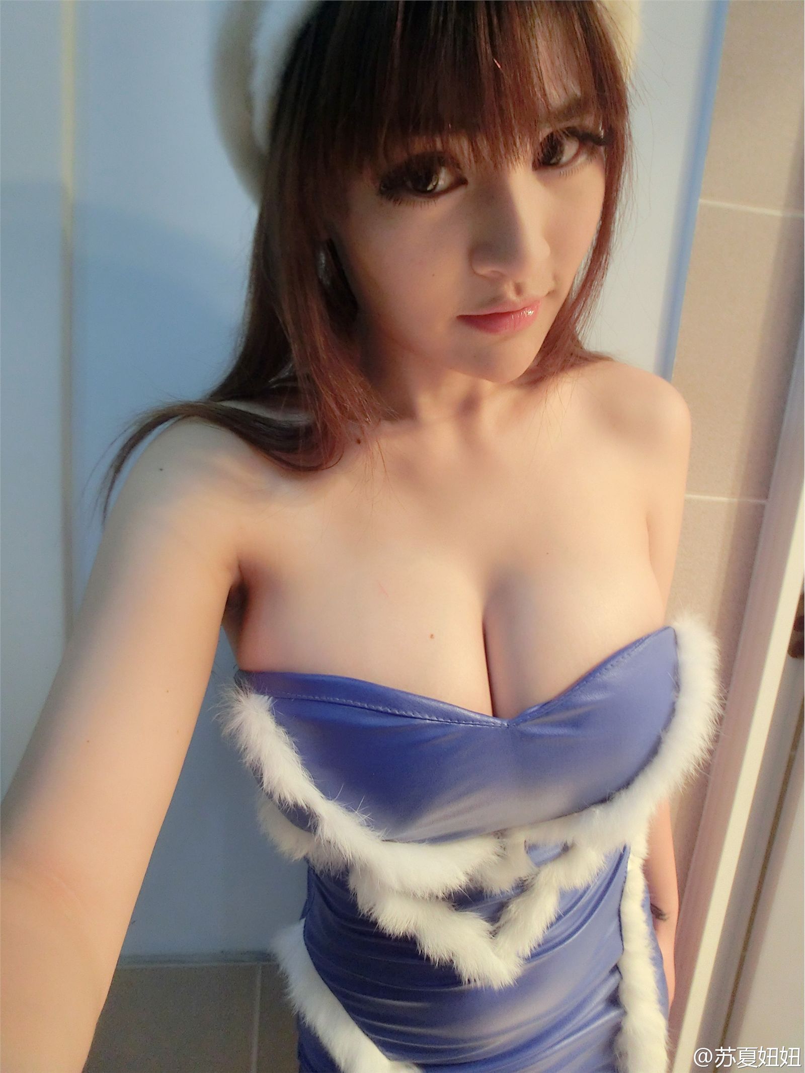 微拍红人@苏夏妞妞 F罩杯的诱惑