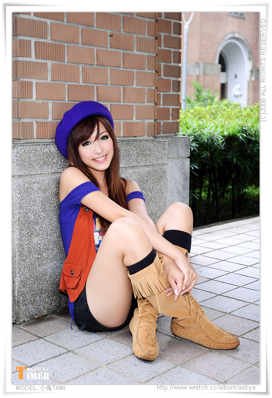 台湾清纯美女-小兔TAMI-台大外拍