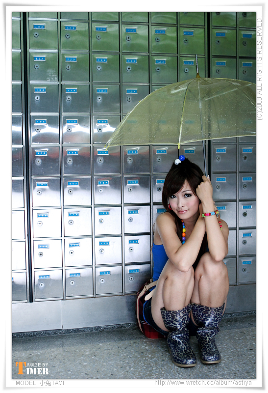 台湾清纯美女-小兔TAMI-台大外拍