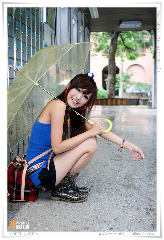 台湾清纯美女-小兔TAMI-台大外拍