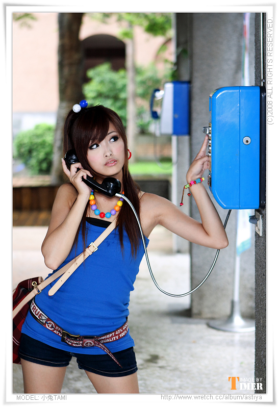 台湾清纯美女-小兔TAMI-台大外拍