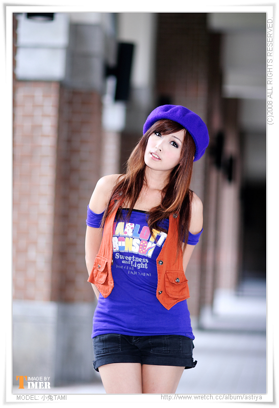 台湾清纯美女-小兔TAMI-台大外拍