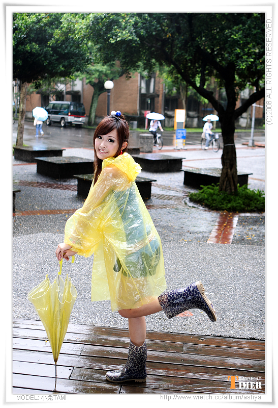 台湾清纯美女-小兔TAMI-台大外拍