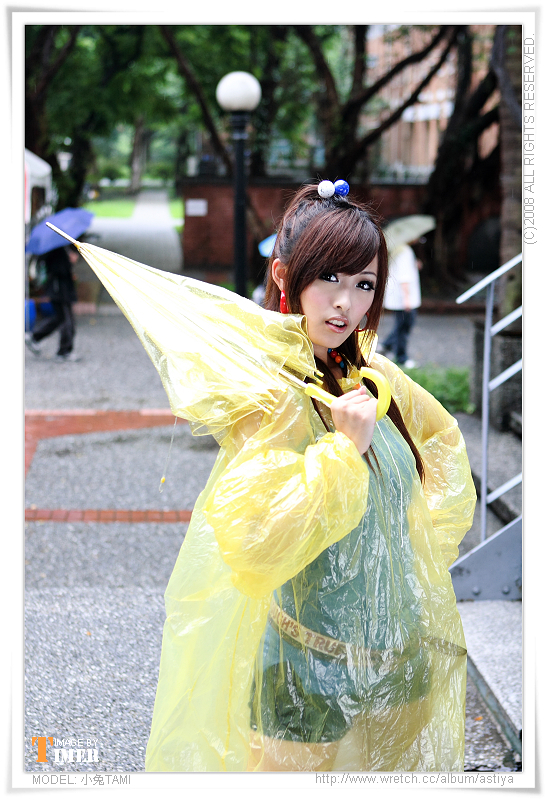 台湾清纯美女-小兔TAMI-台大外拍