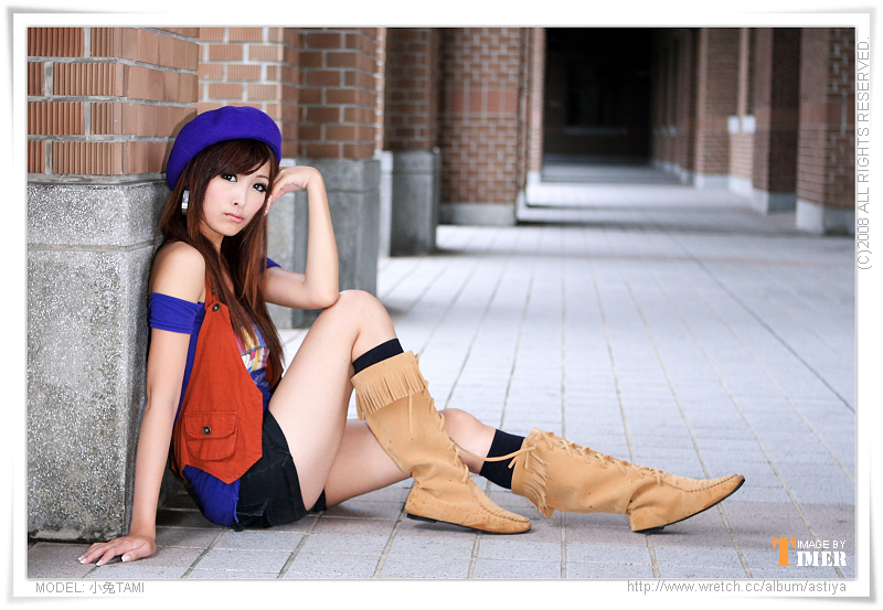 台湾清纯美女-小兔TAMI-台大外拍