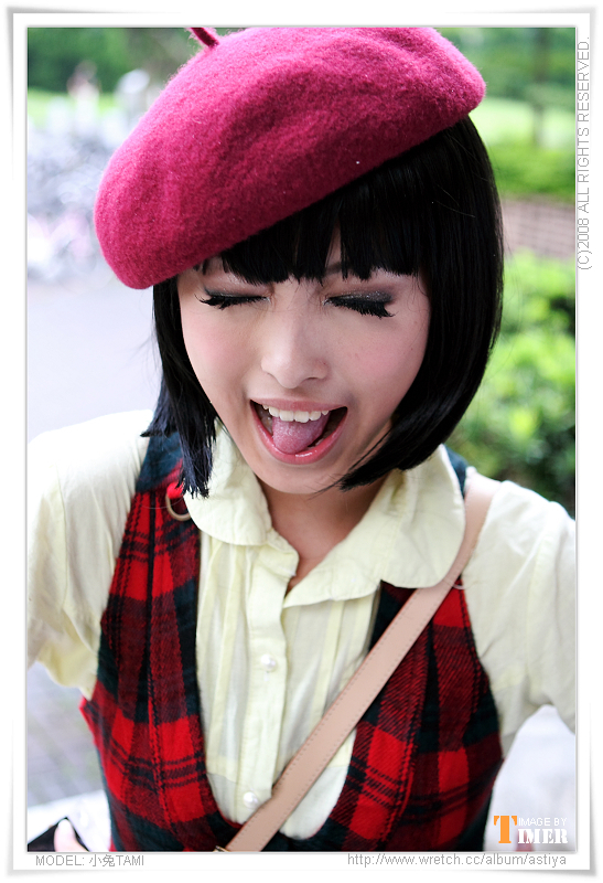 台湾清纯美女-小兔TAMI-台大外拍