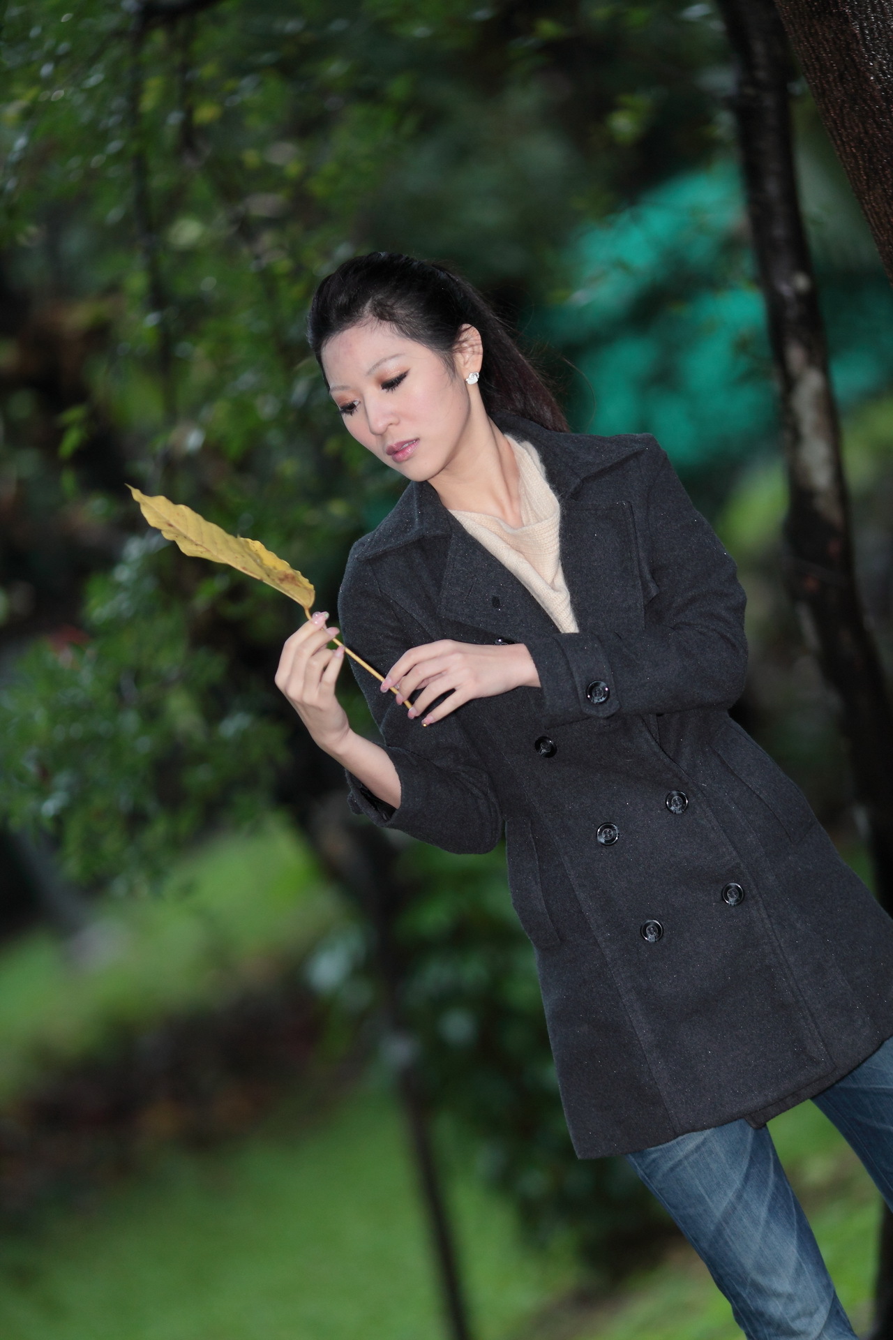 台湾国光帮帮忙助理主持美女 - 韋韋