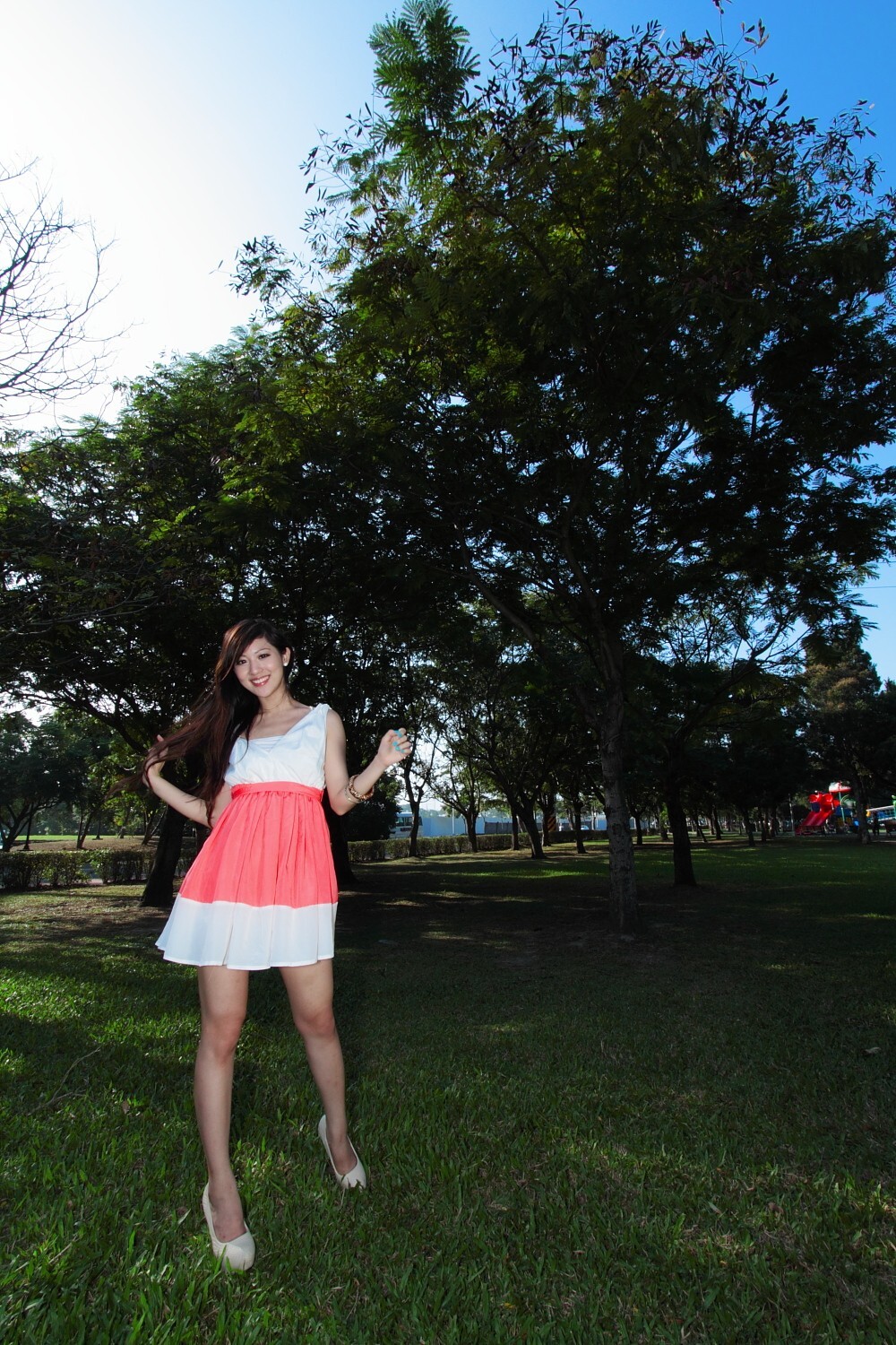 台湾国光帮帮忙助理主持美女 - 韋韋