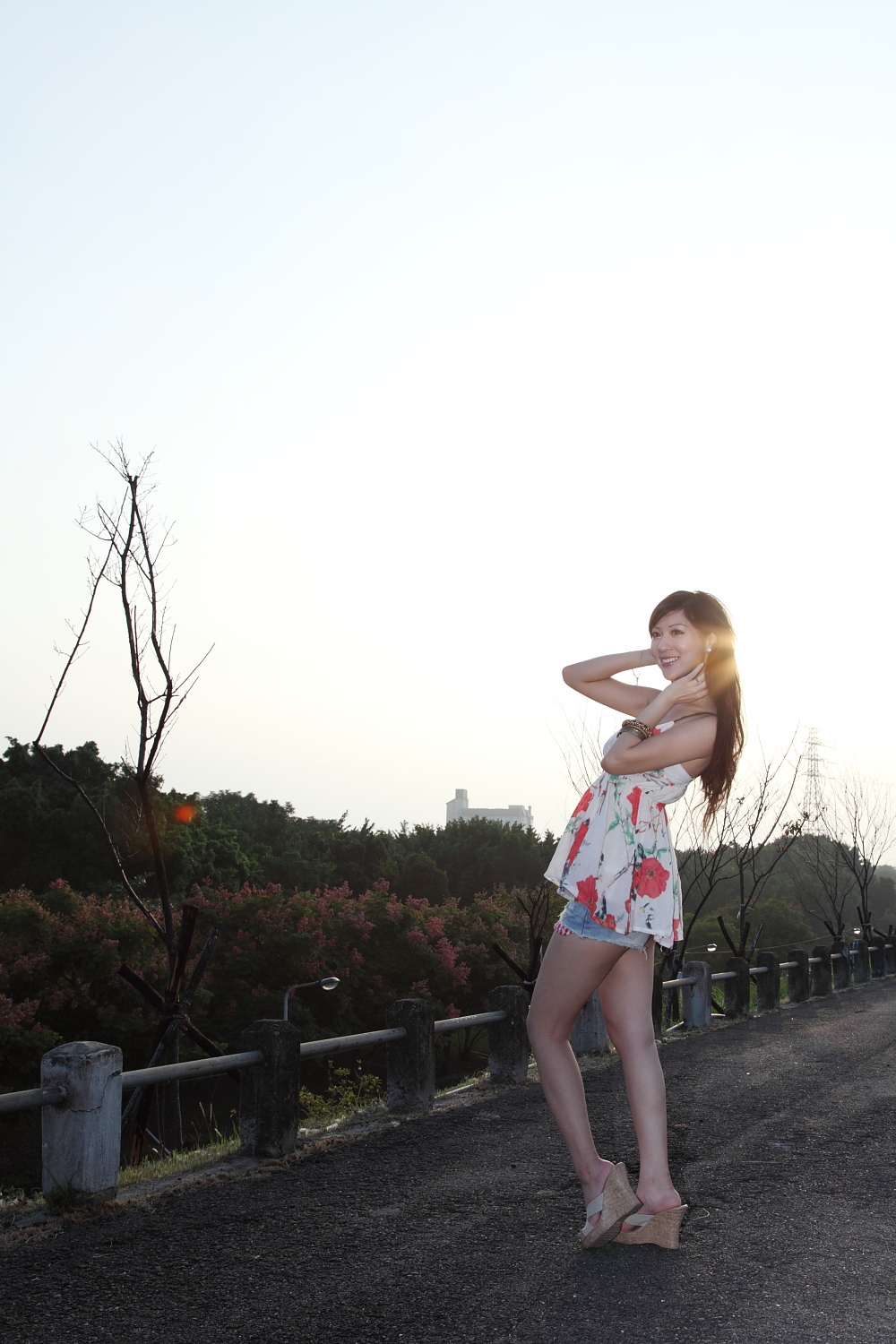 台湾国光帮帮忙助理主持美女 - 韋韋