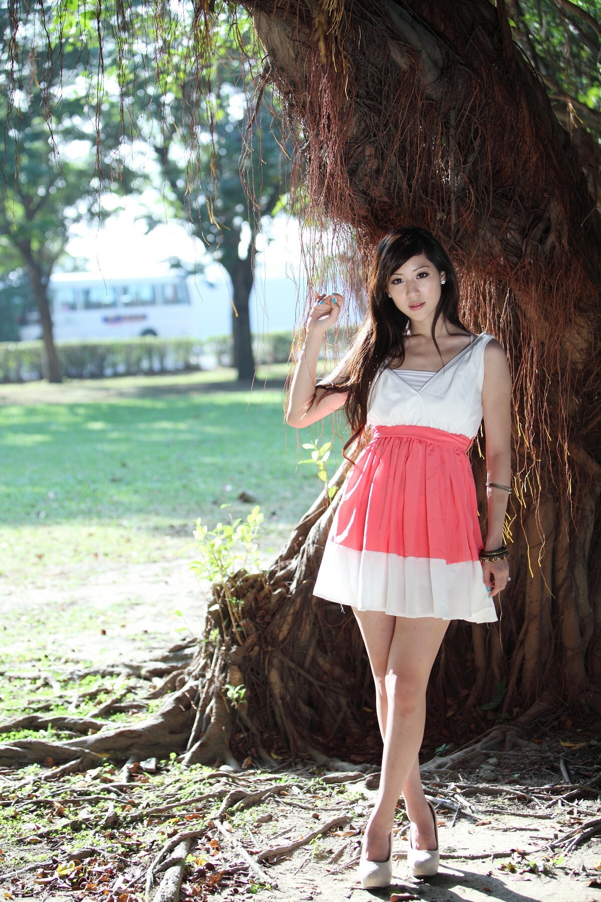 台湾国光帮帮忙助理主持美女 - 韋韋