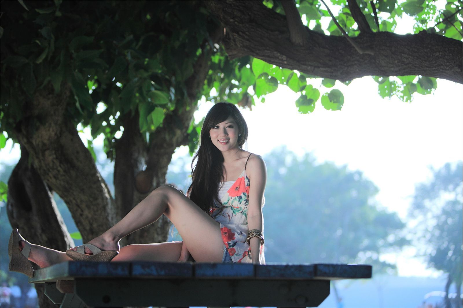 台湾国光帮帮忙助理主持美女 - 韋韋